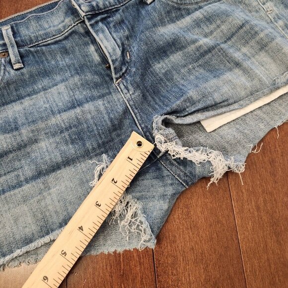 Citizens of Humanity women's jean shorts in size 26 - Picture 11 of 11